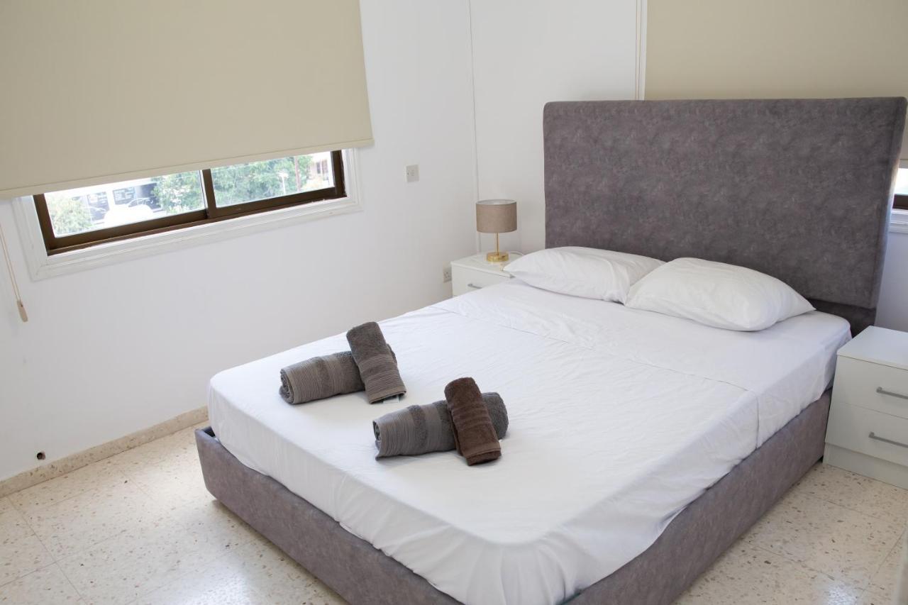 Spacious 2 Bedroom Appartment Near Mall -Internet 1Gbps Pafos Exterior foto